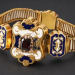 Bemutató látványkép – Biedermeier arany karkötő gránáttal